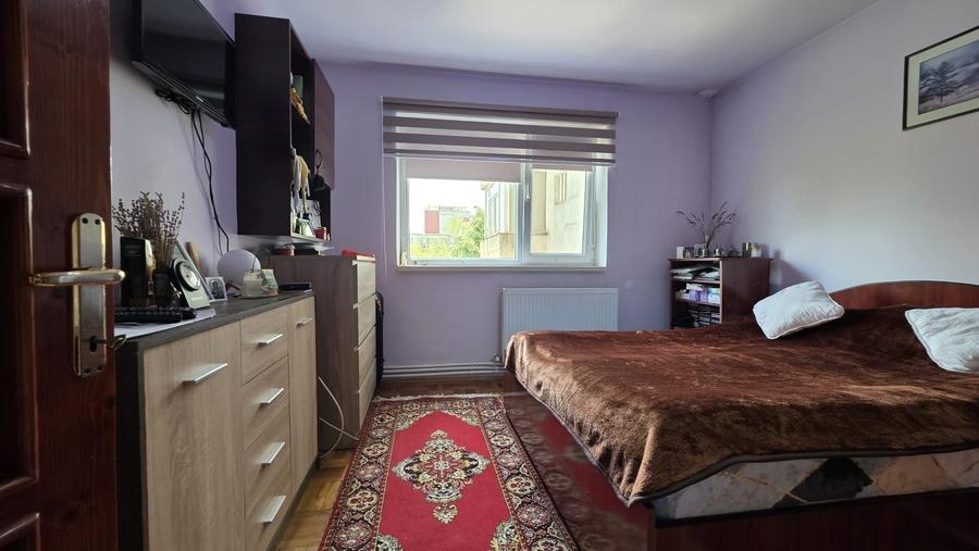 Vand apartament cu 3 camere - 5