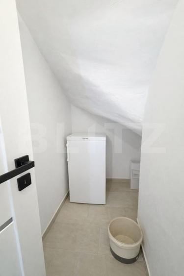 Duplex cu 4 camere cu Canalizare în Florești