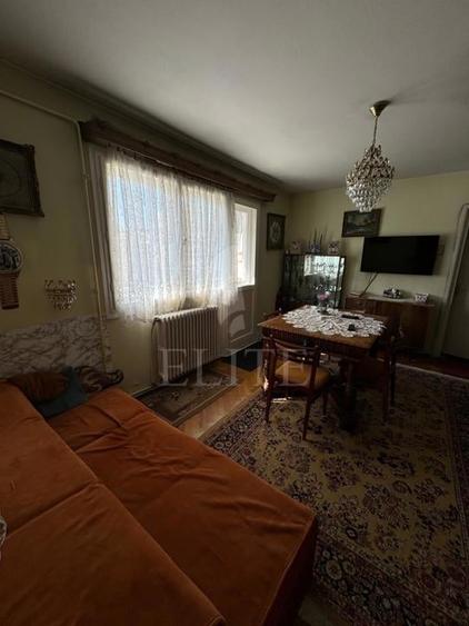 Apartament cu 3 camere semidecomandat în Gheorgheni