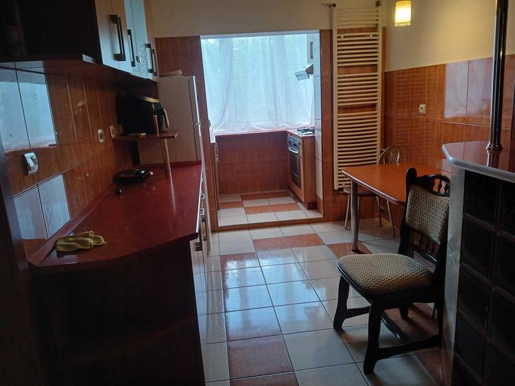 Apartament cu 2 camere decomandat în Exterior Vest