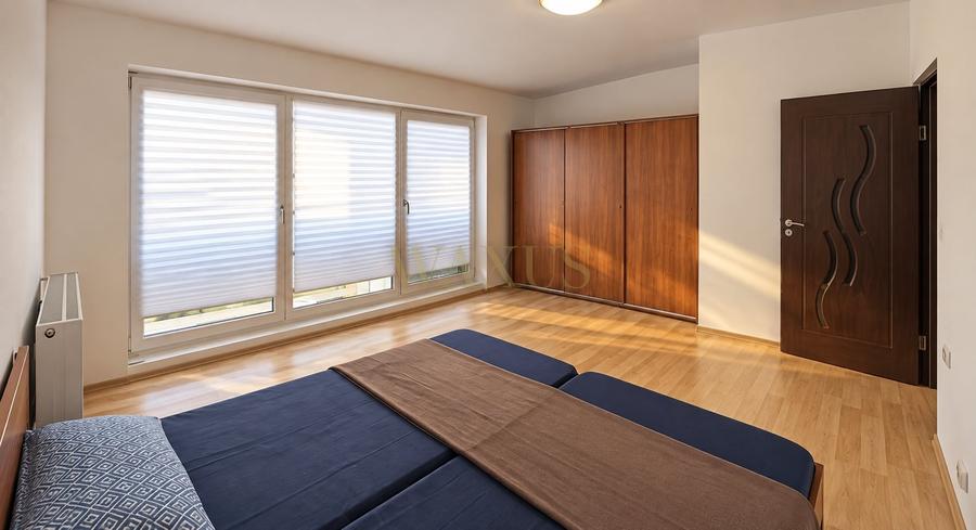 Apartament cu 2 camere semidecomandat, mobilat în Florești