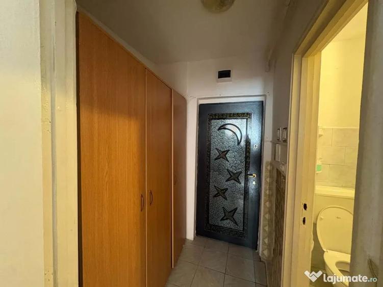 Garsonieră în Astra
