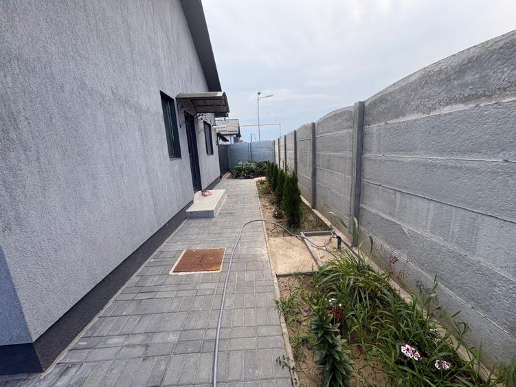 Casă cu 4 camere în Central