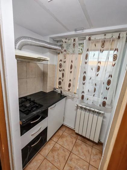 Poarta 6 ( Magazin Polar) Garsoniera 32mp - 300 euro - 6