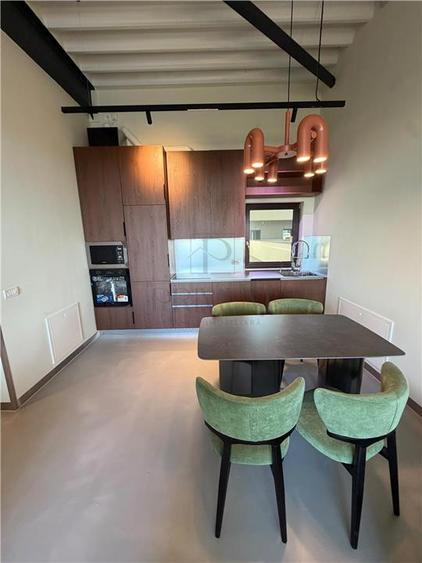 Apartament cu 2 camere decomandat, mobilat în Semicentral