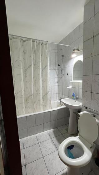 Garsonieră decomandată în Drumul Taberei