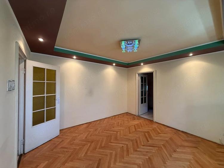 Apartament cu 2 camere semidecomandat în Gojdu