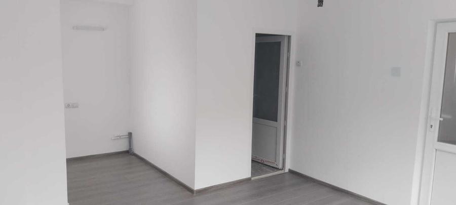 Spațiu comercial, de 30 mp, în Cetate