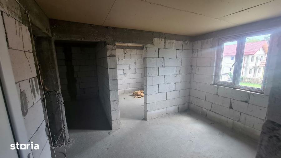 Casă cu Teren 272 Mp în Băiculești
