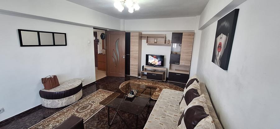 Apartament cu 2 camere de inchiriat la Universitate - 1