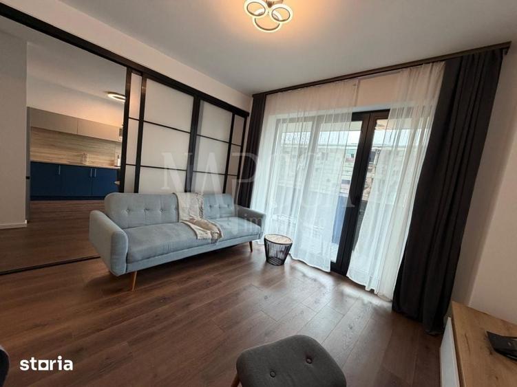 Apartament cu 2 camere semidecomandat în Gruia