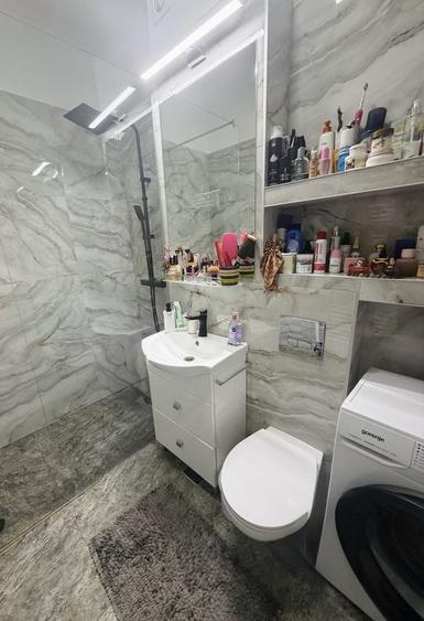 Apartament cu 2 camere în Florești