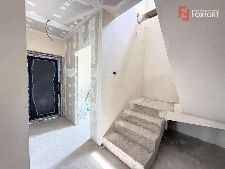 Casă cu 3 camere cu Teren 247 Mp în Săcălaz