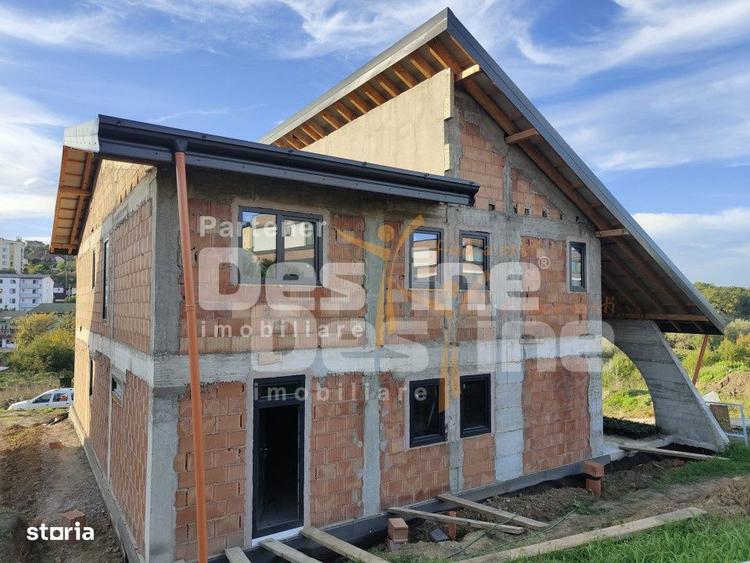 Casă cu 5 camere decomandat cu Teren 620 Mp în Ciurea