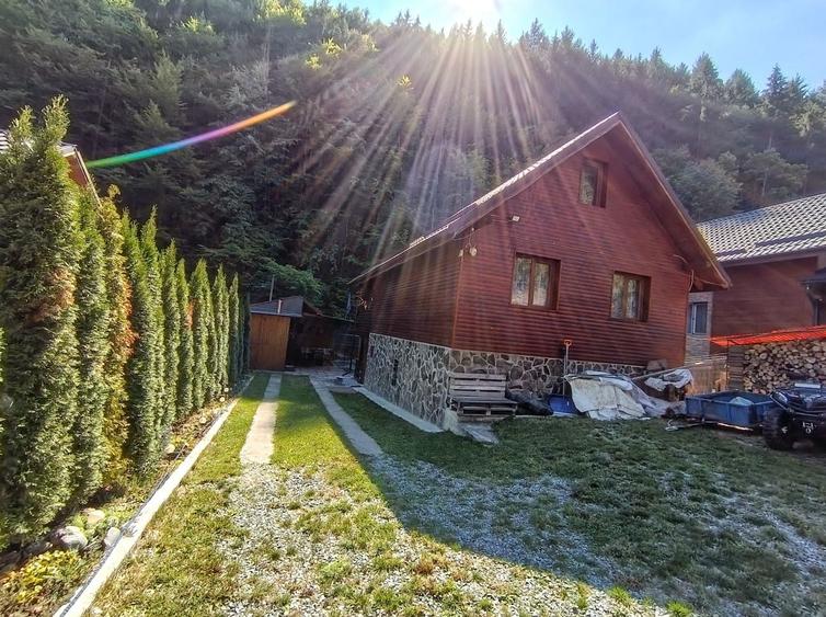 Casă cu 4 camere cu Teren 500 Mp în Moara de Pădure