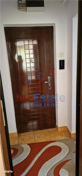 Apartament cu 3 camere decomandat în Mircea cel Bătrân
