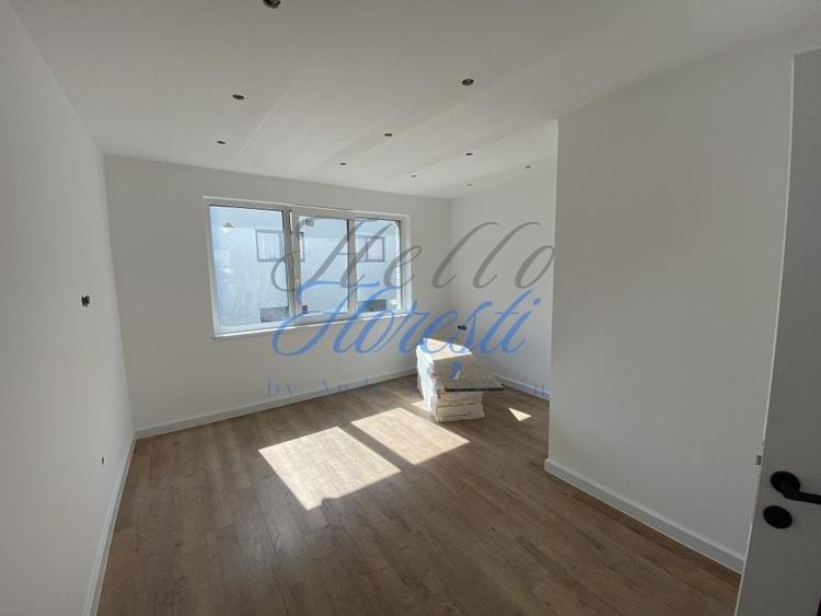 Duplex cu 4 camere cu Canalizare în Florești