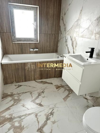 Casă individuală cu 4 camere cu Canalizare în Ampoi 3