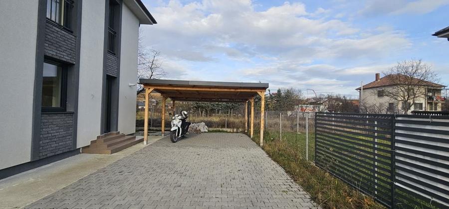 Casă individuală cu 4 camere cu Canalizare în Gilău