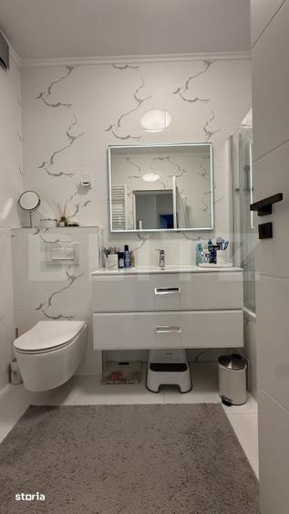 Apartament cu 3 camere în Tudor Vladimirescu