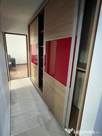 Apartament cu 2 camere decomandat în Drumul Taberei
