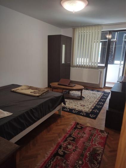 Apartament cu 2 camere decomandat în Popoveni