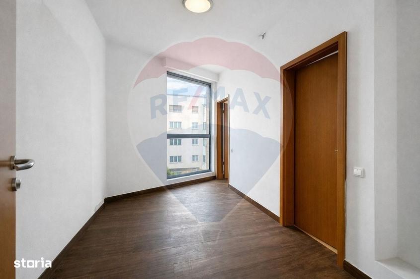 Spațiu comercial, de 106 mp, în Central