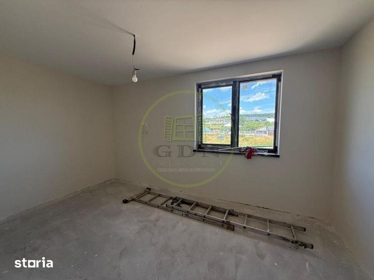 Casă cu 4 camere cu Teren 400 Mp în Bordei