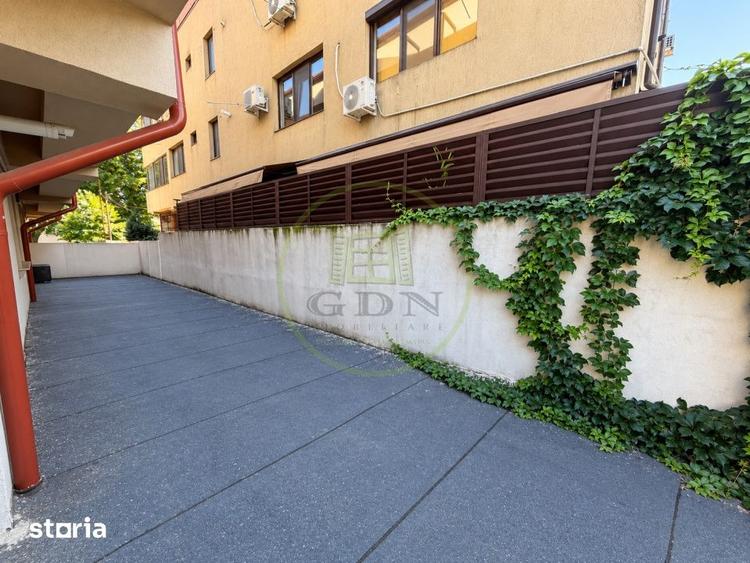 Apartament cu 4 camere, mobilat în Bucureștii Noi