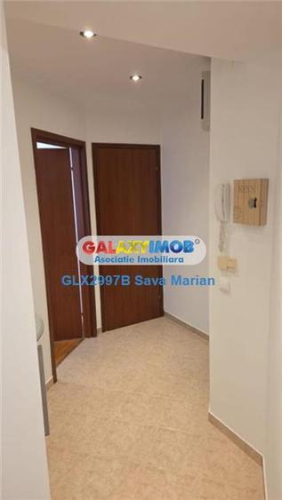 Apartament cu 3 camere semidecomandat, mobilat în Primăverii