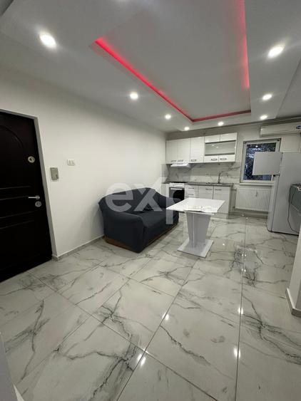 Apartament cu 2 camere decomandat în Sebastian