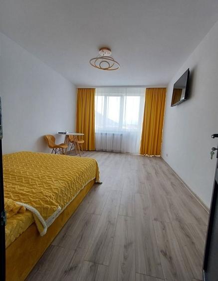 Garsonieră decomandată în Central