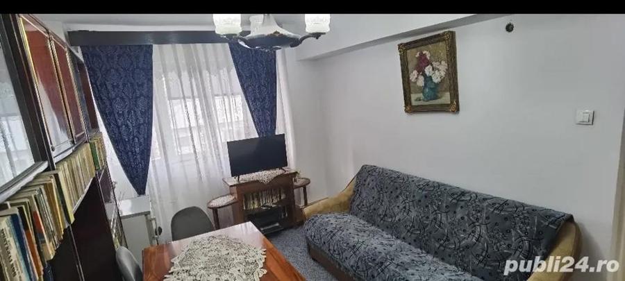 Apartament cu 3 camere decomandat în Ultracentral