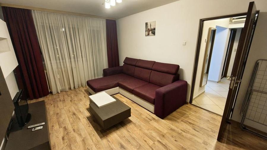 Apartament cu 2 camere decomandat în Km 4