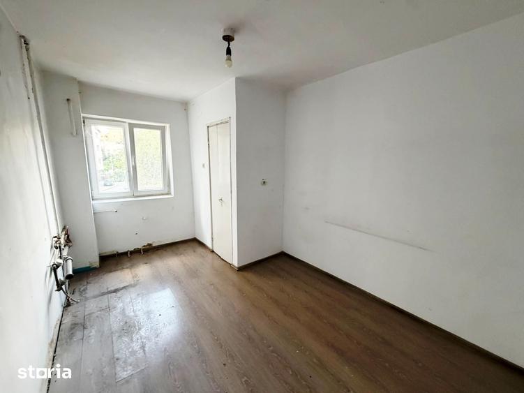 Apartament cu 3 camere în Șega