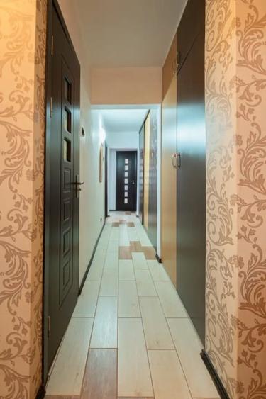 Apartament cu 3 camere decomandat în Inel II