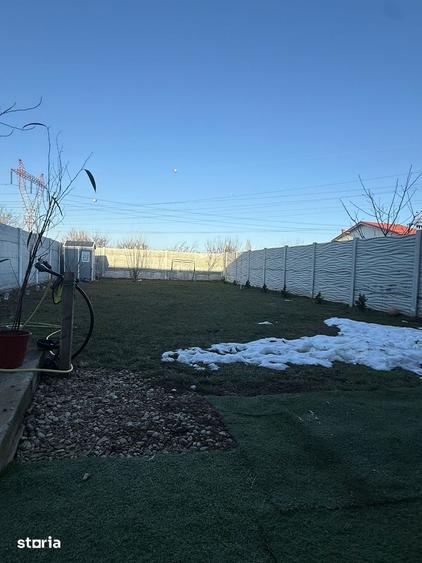 Casă cu 4 camere cu Teren 250 Mp în Clinceni