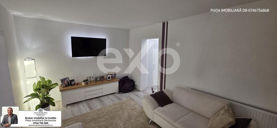 Apartament cu 2 camere semidecomandat, mobilat în Micro 9