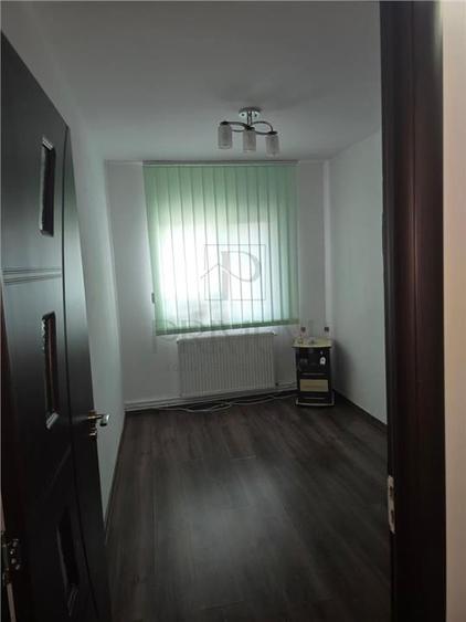 Apartament cu 2 camere decomandat, mobilat în Lipovei