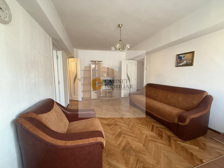 Apartament cu 2 camere semidecomandat, mobilat în Cișmigiu
