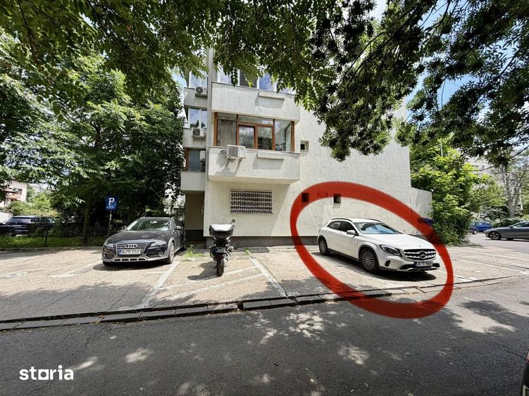 Apartament cu 3 camere, mobilat în Aviației