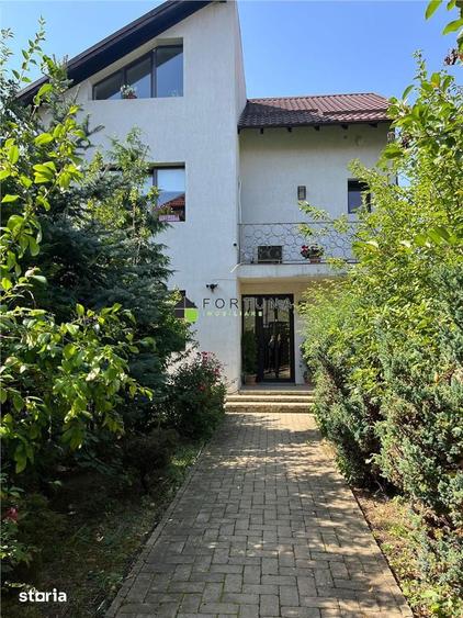 Spațiu comercial, de 61 mp, în Tractorul
