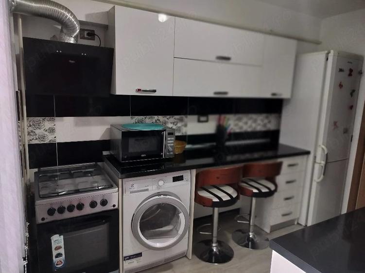 Apartament cu 2 camere decomandat în Ultracentral