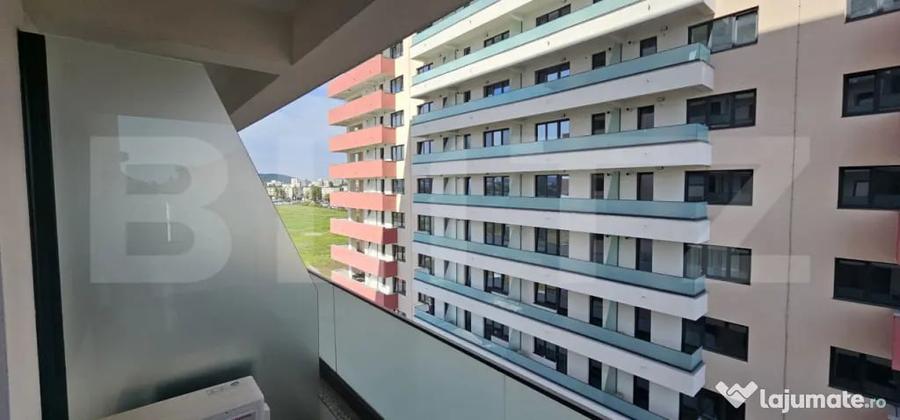 Garsonieră decomandată în Central