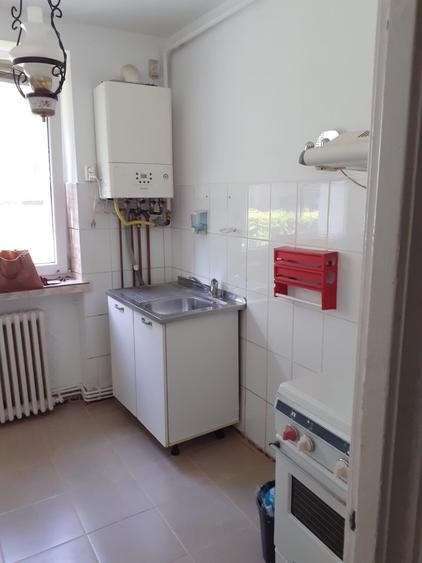 Apartament cu 2 camere semidecomandat în Împăratul Traian