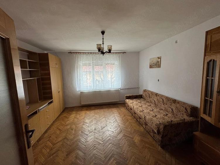 Casă cu 3 camere cu Teren 276 Mp în Central