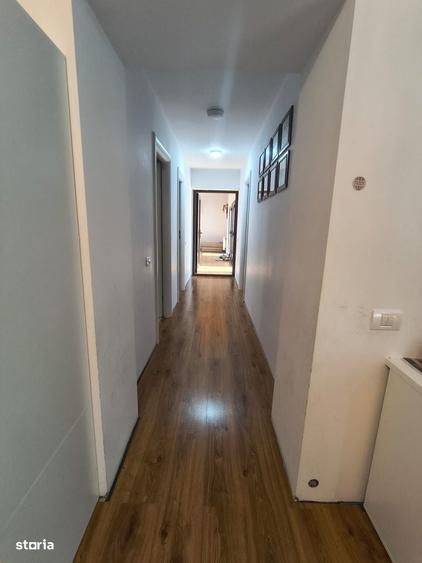 Casă cu 4 camere semidecomandat în Coiciu