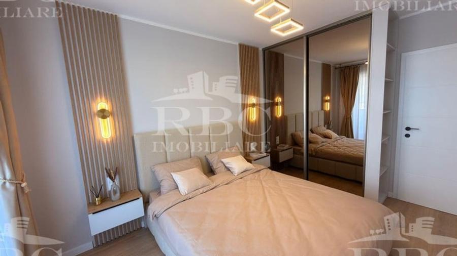Apartament cu 3 camere semidecomandat în Florești