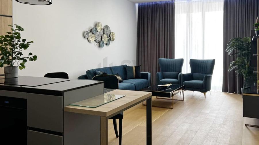 Apartament cu 3 camere decomandat, mobilat în Herăstrău