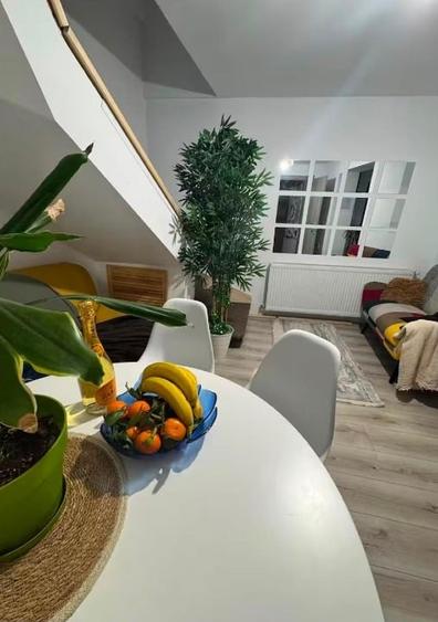 Apartament cu 4 camere decomandat, mobilat în Ștefan cel Mare